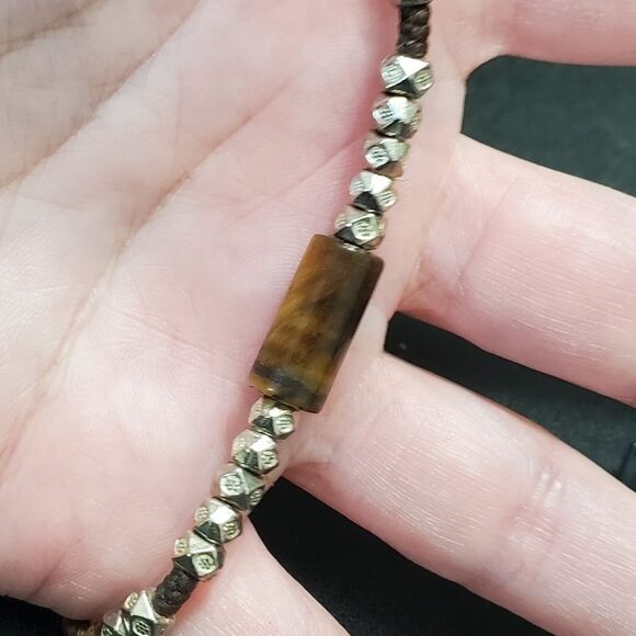 Adjustable corded bracelet with tigers eye stone - Picture 7 of 8
